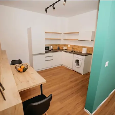 Tirana Green Apartment Apartamento *