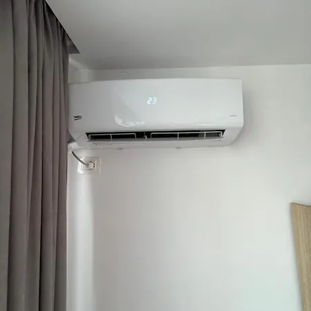 Tirana Green Apartment * ティラナ