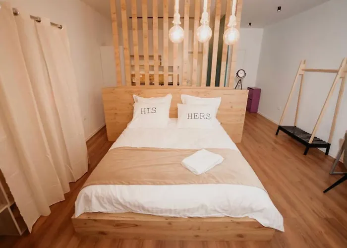 Tirana Green Apartment 地拉那