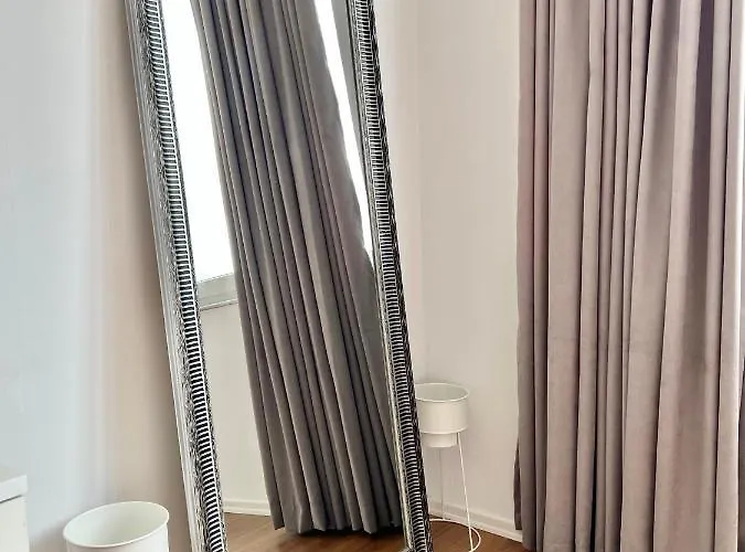 公寓 Tirana Green Apartment 地拉那