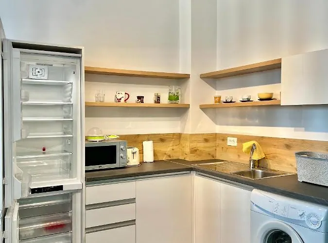 公寓 Tirana Green Apartment